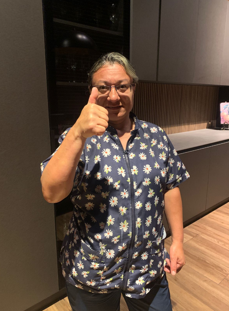 Luz Estella López is a housekeeper who cooks daily at a house in Llanogrande with basic and economical ingredients for her and the family. Her twist is converting simple homemade food into elegant, sophisticated dishes through plating. 
